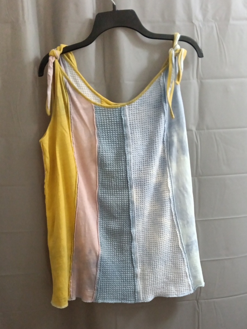 L love Sleeveless Colorblock Tie-Shoulder Tank Top in Yellow, Pink & Blue